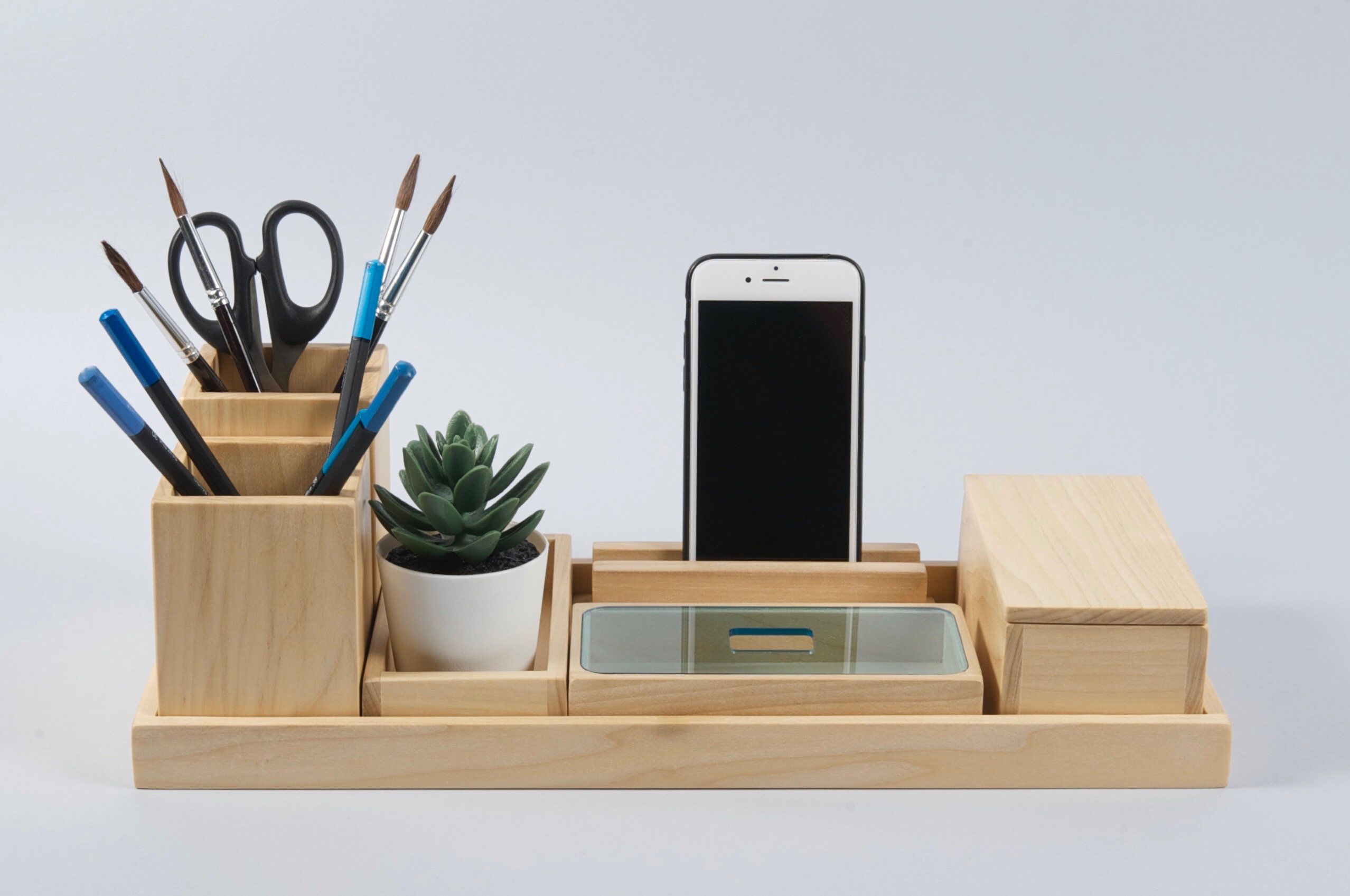 Desk Accessories & Workspace Organizers